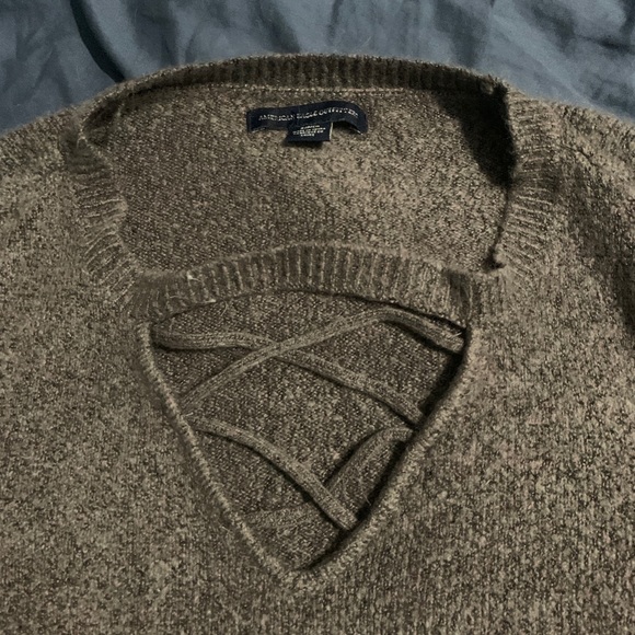 Sweaters - Picture 6 of 7